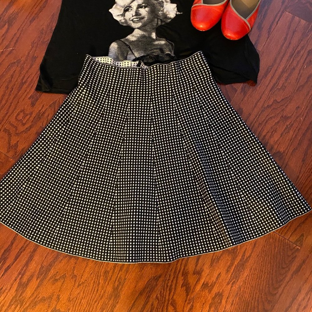 Marilyn Monroe  Sexy Top And A Line Skirt BUNDLE - Picture 5 of 6